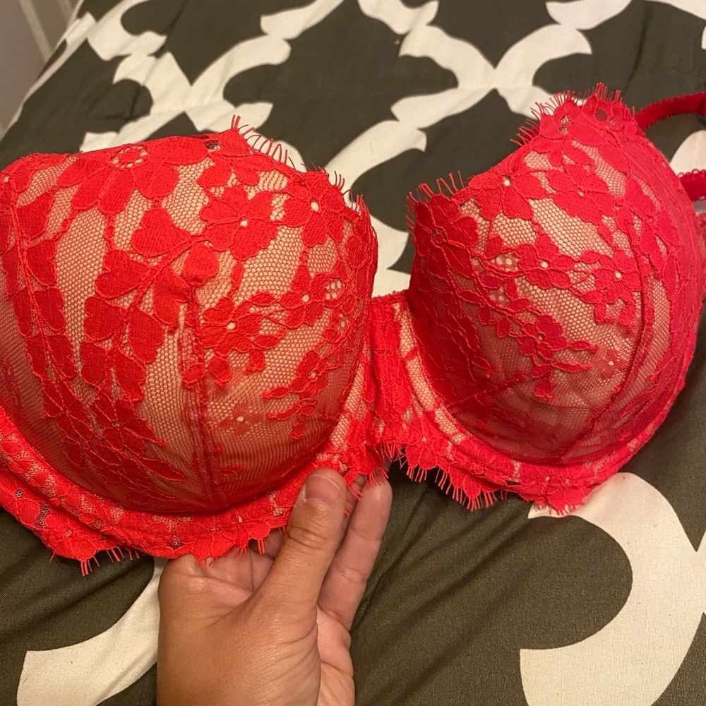 Victoria’s secret bra